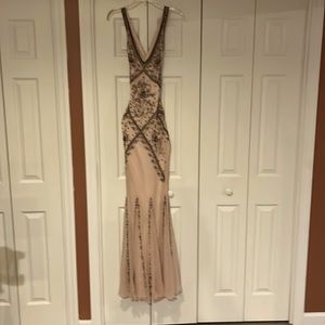 Caché Formal evening gown